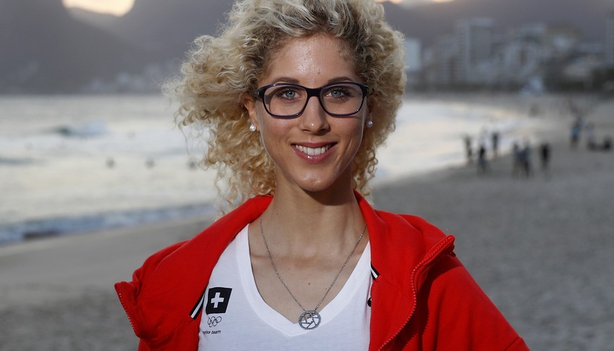 Swiss cycling athlete Jolanda Neff poses in front of Ipanema beach prior to a media conference of the Swiss cycling team prior to the Rio 2016 Olympic Summer Games at the TV-Studio in Ipanema in Rio d ...