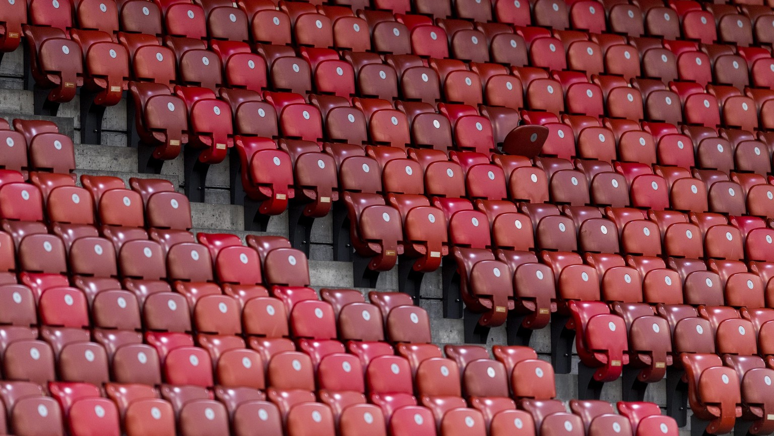 epa05435588 Empty seats during the UEFA Europa League second qualifying round second leg soccer match between Grasshopper Club Zuerich and KR Reykjavik held at the stadium Letzigrund in Zurich, Switze ...