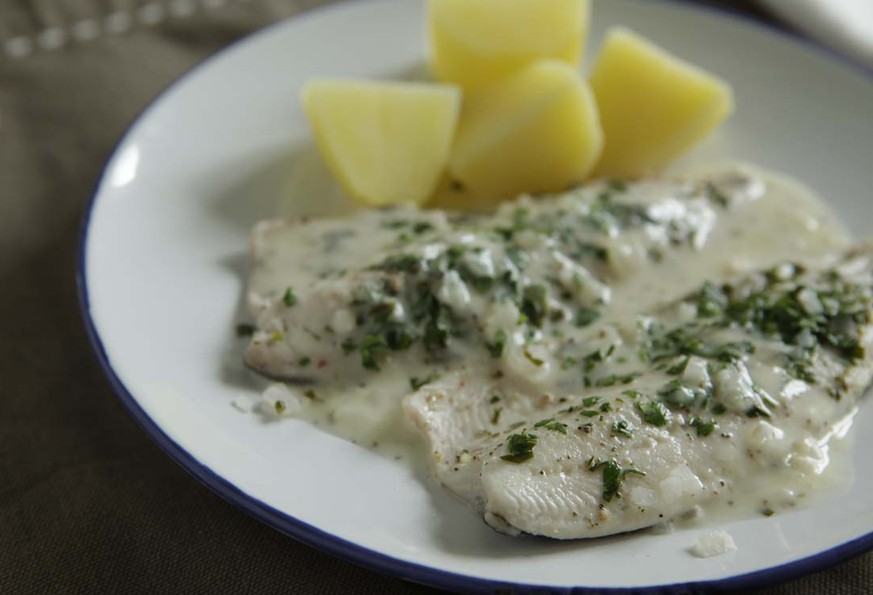 fisch nach zuger art felchen egli albeli filet essen food rezept schweiz https://www.macek.ch/rezept-fisch-nach-zuger-art-egli-forellen-felchen/