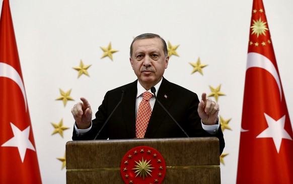 Turkish President Tayyip Erdogan addresses governors during a meeting in Ankara, Turkey, September 8, 2016. Yasin Bulbul/Presidential Palace/Handout via REUTERS ATTENTION EDITORS - THIS PICTURE WAS PR ...