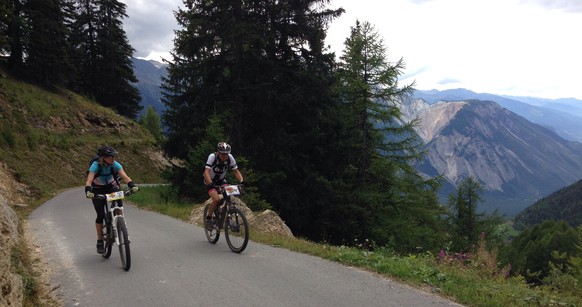 Nach rund 1200 der 1500 Höhenmeter des längsten Aufstiegs des gesamten Swiss Epic.