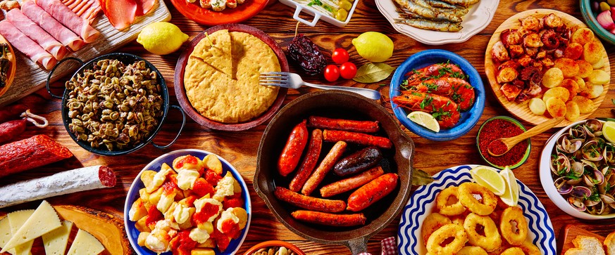 spanische tapas shutterstock