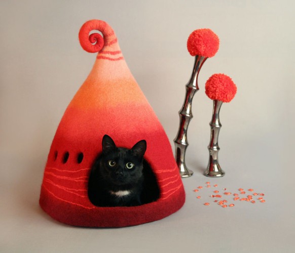 Katzenhäuschen/Katzenbehausung von Yuliya Kosata (etsy)