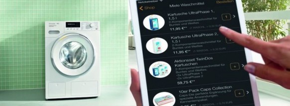 Die Miele-Waschmaschine TwinDos hat für Pulver und Weichspüler zwei Tanks und schickt eine Info an das Smartphone, wenn es Zeit zum Nachfüllen ist.