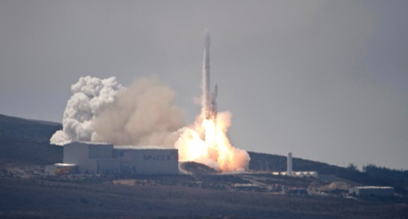 A SpaceX Falcon 9 rocket carrying the Formosat-5 satellite lifts off from Vandenberg Air Force Base, Calif. on Thursday, Aug. 24, 2017. This is the 15th successful landing of a Falcon 9, which success ...