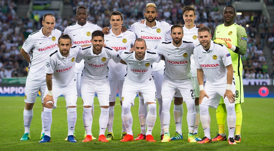 24.08.2016; Moenchengladbach; Fussball Champions League- Borussia Moenchengladbach - BSC Young Boys: Mannschaftsfoto Young Boys
(Claudio de Capitani/freshfocus)