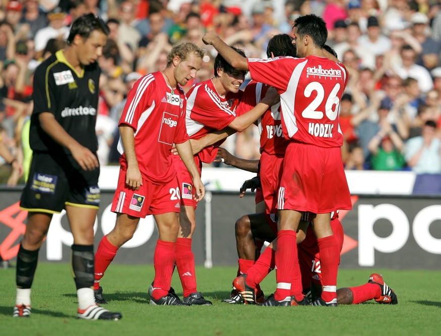 Elvir Melunović gegen Thun mit hängendem Kopf:&nbsp;Im August 2004 starten die Young Boys suboptimal.&nbsp;