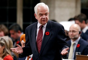 Canada&#039;s Immigration Minister John McCallum speaks during Question Period in the House of Commons on Parliament Hill in Ottawa, Ontario, Canada October 31, 2016. REUTERS/Chris Wattie