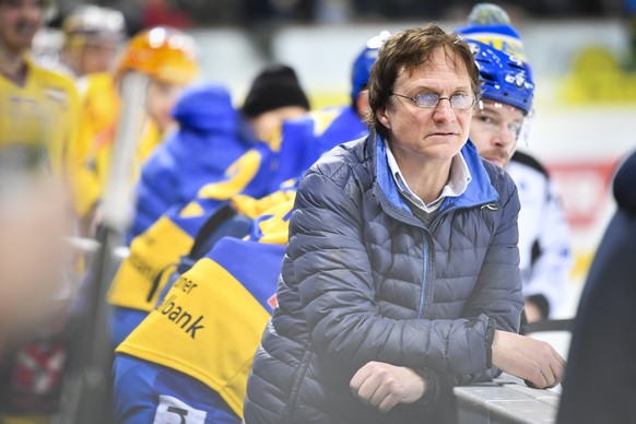 Davos Cheftrainer Arno Del Curto, beim Eishockey-Qualifikationsspiel der National League A zwischen dem HC Davos und dem Geneve-Servette HC, am Samstag, 28. Januar 2017, in der Vaillant Arena in Davos ...