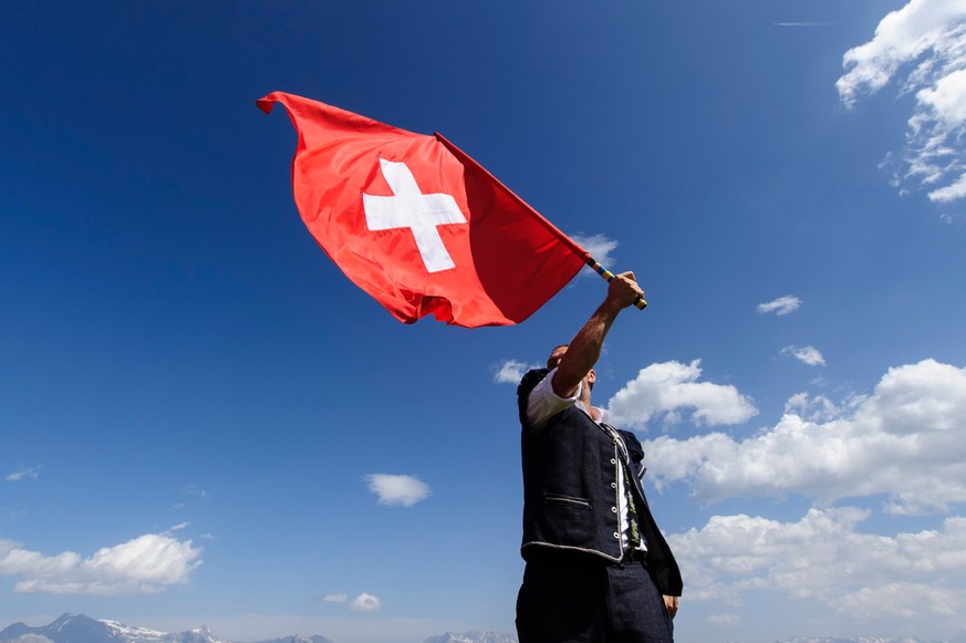 Fahne hoch für Hightech aus der Schweiz.