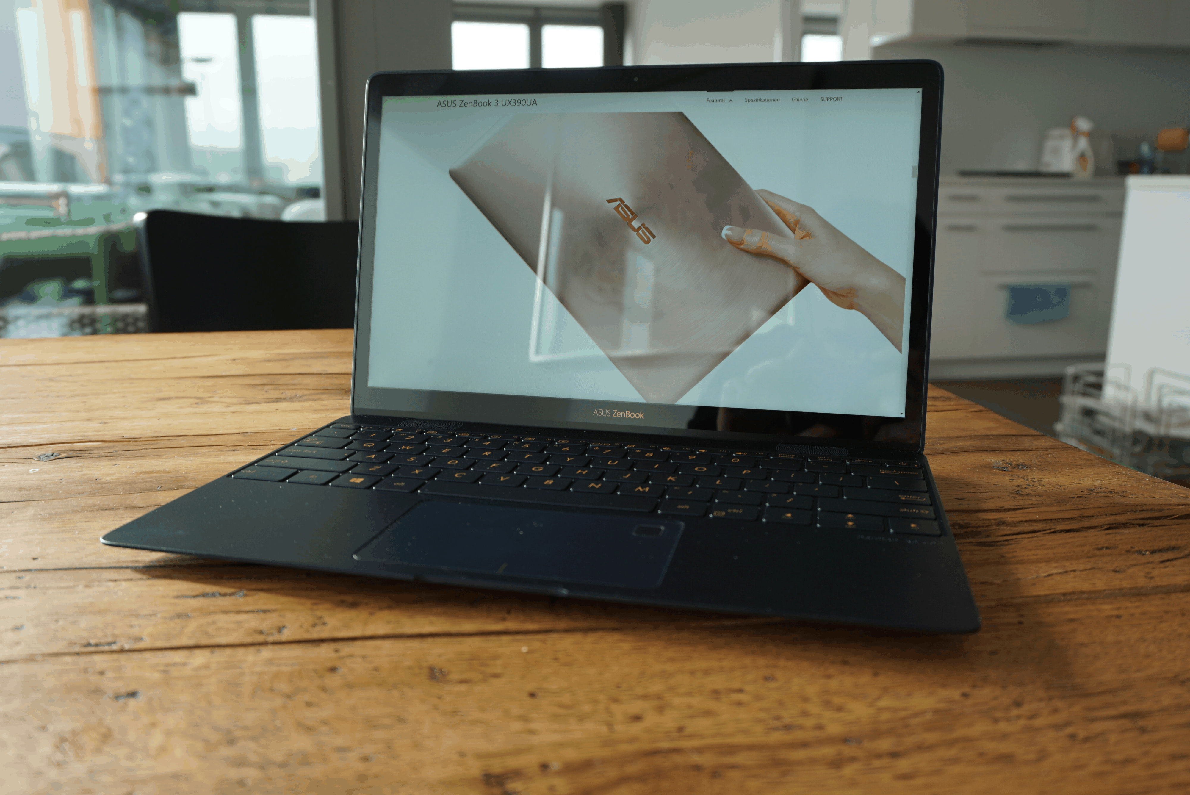 Asus Zenbook 3 Notebook Laptop Windows 10