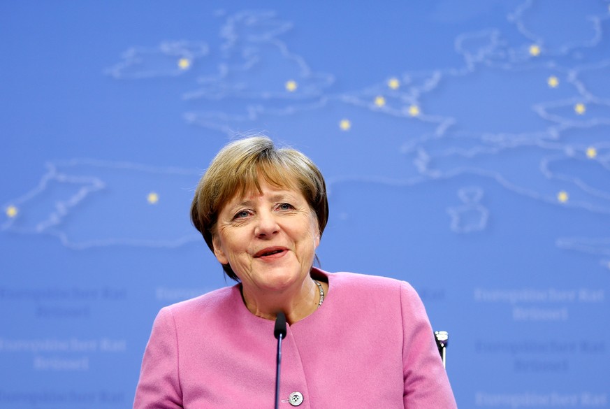 FILE PHOTO: Germany&#039;s Chancellor Angela Merkel briefs the media during a European Union leaders summit in Brussels, Belgium March 9, 2017. REUTERS/Francois Lenoir/File photo