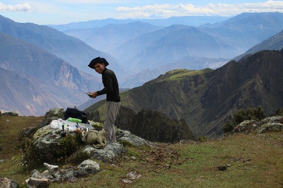 Esteban, unser Trekking-Guide, kennt viele Indigenas, die sich dafür schämen, Quechua zu sprechen.