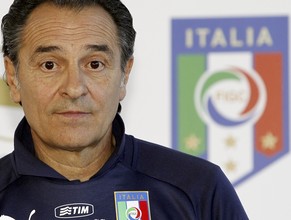 Cesare Prandelli setzt in Brasilien auf Jugend statt Erfahrung.