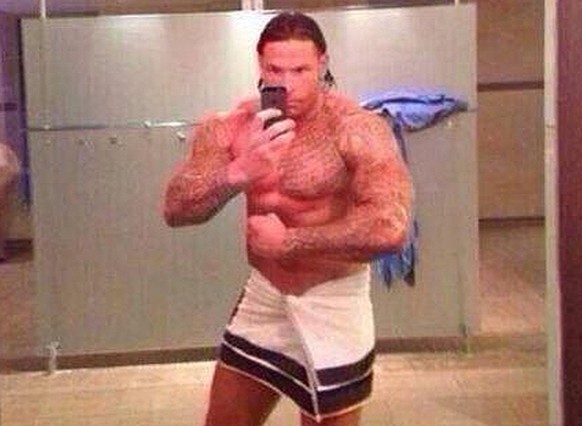 Ja, man muss zweimal hinschauen, aber er ist es: Tim Wiese. Der langjährige Bremen-Goalie war zuletzt bei Hoffenheim nicht mehr erwünscht. Er löste seinen Vertrag im Winter auf und ist auf Klubsuche. ...