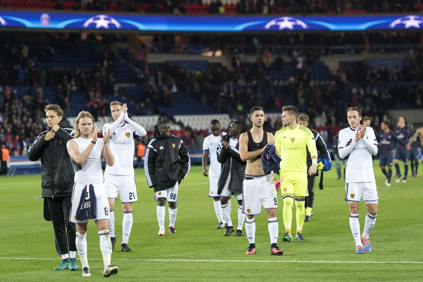 Basel&#039;s players thank the fans after the UEFA Champions League Group stage Group A matchday 3 soccer match between France&#039;s Paris Saint-Germain Football Club and Switzerland&#039;s FC Basel  ...
