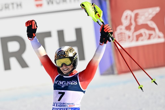 epa10450951 Wendy Holdener of Switzerland reacts in the finish area during the Slalom run of the Women's Alpine Combined event at the FIS Alpine Skiing World Championships in Meribel, France, 06 Febru ...