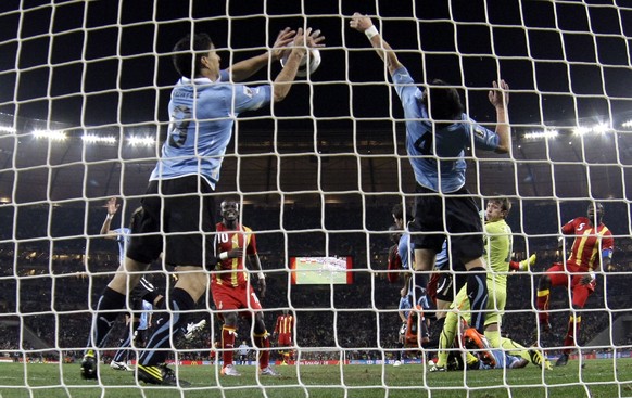 Das Handspiel von Luis Suarez gegen Ghana, das Uruguay an der WM in Südafrika den Einzug in den Halbfinal bescheren sollte.