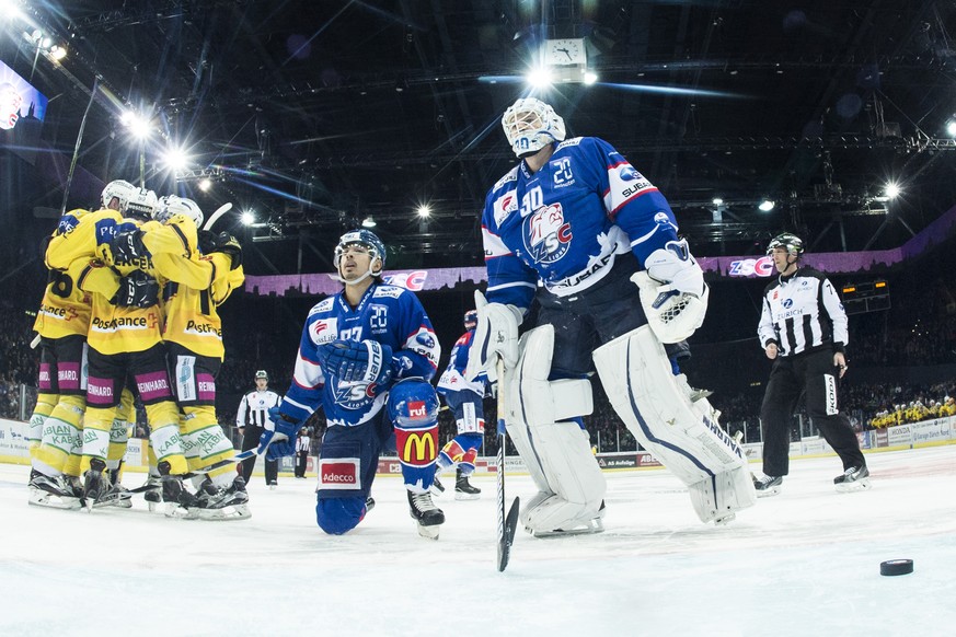 Berner Jubel, konsternierte Lions nach dem Overtime-Treffer des SCB.