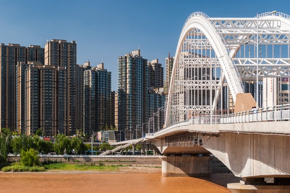 Der Gelbe Fluss bei Lanzhou in China.