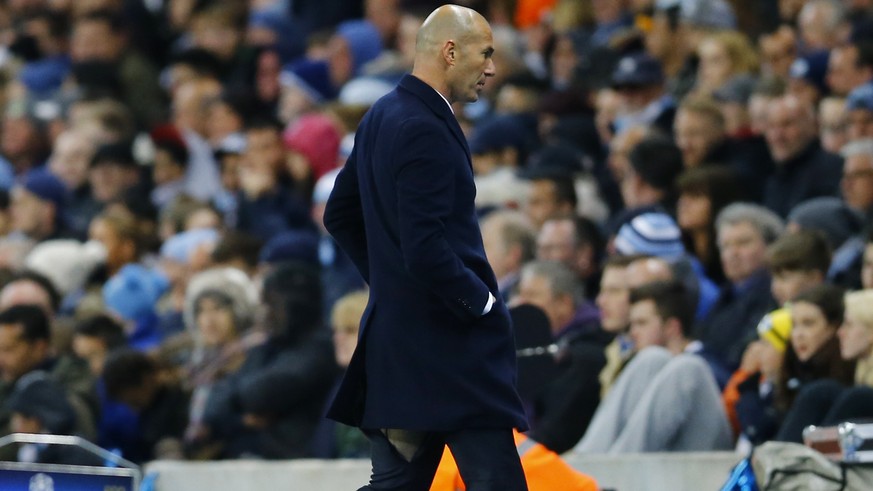 Zidane riss nicht nur der Geduldsfaden, sondern auch die Hose.