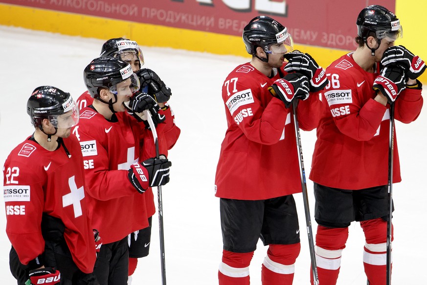 Die Schweiz nach dem Startspiel gegen Kasachstan – die Gesichter sprechen für sich.