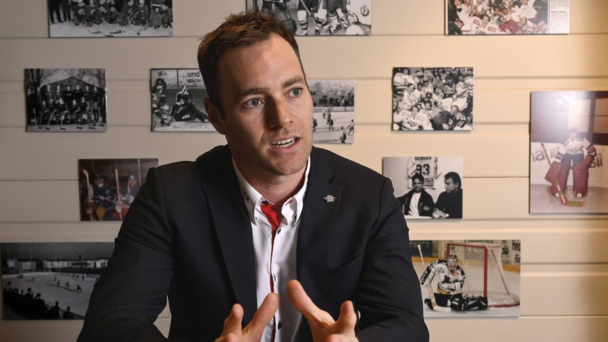 Nachrichten Linkding Sportchef Janick Steinmann, SCRJ, SC Rapperswil Jona Lakers, National League, Eishockey, 21.02.2022 *** Sports Director Janick Steinmann, SCRJ, SC Rapperswil Jona Lakers, National League, Ice Hockey,  ...