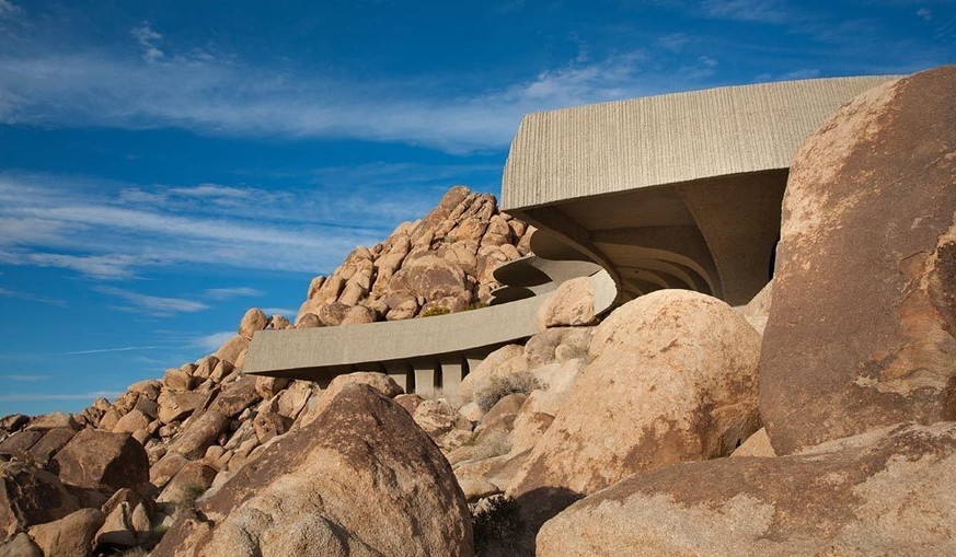 http://organicmodernestate.com/profile.php Joshua Tree Suoerschurken Haus