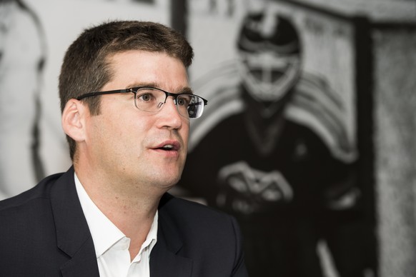 Le directeur general du HC Fribourg-Gotteron Raphael Berger parle lors d&#039;une conference de presse du HC Fribourg-Gotteron sur la nouvelle saison du club de hockey sur glace, ce mardi 2 aout 2016, ...