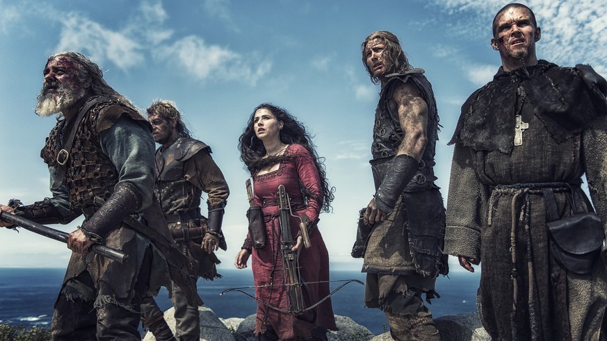 Ja, so sieht der neue Schweizer Film «Northmen» aus. Den Mönch rechts aussen kennen Seriensüchtige übrigens aus «True Blood»: Ryan Kwanten.