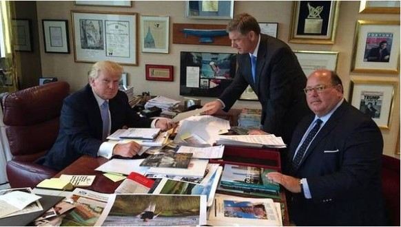 Ein Berater der ersten Stunde: Ed McMullen (rechts) mit Donald Trump (links) in dessen Büro in New York.