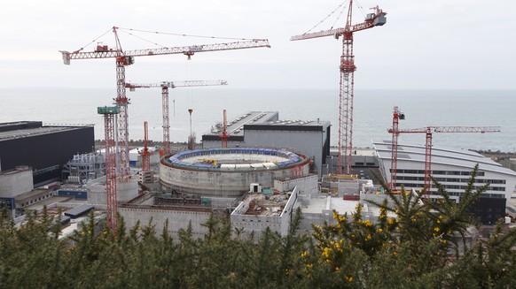 General view of the construction site of the third-generation European Pressurised Water nuclear reactor (EPR) in Flamanville, north-western France, January 17, 2013. French utility group EDF said it  ...
