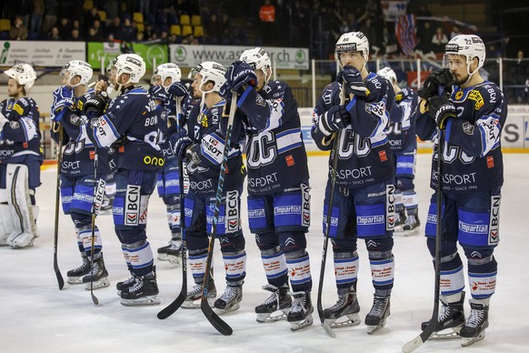 La Chaux-de-Fonds&#039; players look disappointed after losing against Rapperswil Jona Lakers, during the fifth leg of the Playoffs semifinal game of National League B (NLB) Swiss Championship between ...