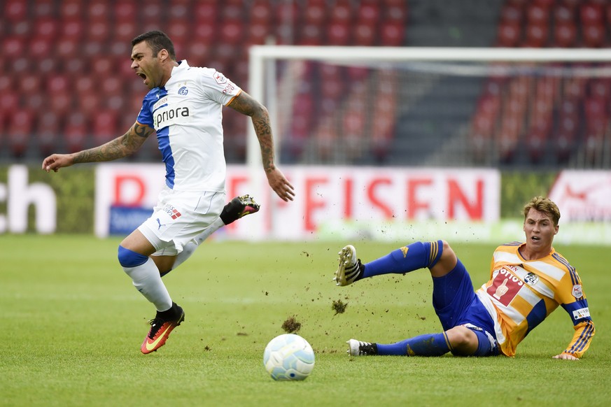 02.10.2016; Zuerich; Fussball Super League - Grasshopper Club Zuerich - FC Luzern;
Caio (GC) gegen Nicolas Haas (Luzern)
(Sandro Stutz/freshfocus)