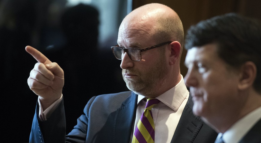 epa05873319 Paul Nuttall (L), leader of UK Independence Party (UKIP) at a press conference to launch &#039;Six Key Tests&#039; the party believe will make a successful &#039;Brexit&#039;, in Central L ...