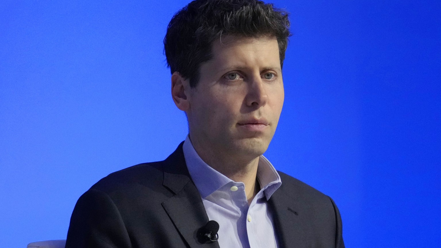Nachrichten Linkding FILE ? OpenAI CEO Sam Altman participates in a discussion during the Asia-Pacific Economic Cooperation CEO Summit, Nov. 16, 2023, in San Francisco. In Quotes of the Year, a Yale Law School librarian&# ...