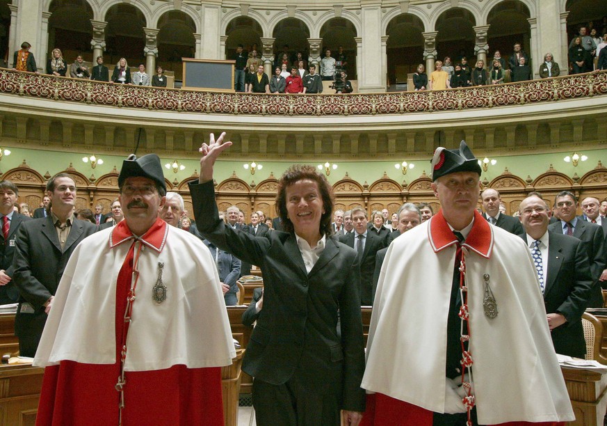 Am 13. Dezember 2007 wird Eveline Widmer-Schlumpf als Bundesrätin vereidigt.