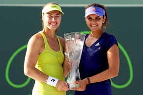 Martina Hingis gewinnt mit Sania Mirza den 43. Doppeltitel ihrer Karriere.