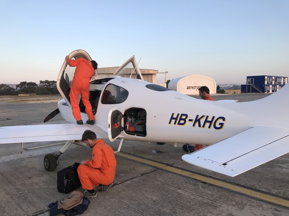 Humanitäre Piloteninitative, Fabio Zgraggen, Samuel Hochstrasser, Sea-Watch, Seenotrettung, Malta, Libyen, Flüchtlinge, Gummiboote, Kleinflugzeug,