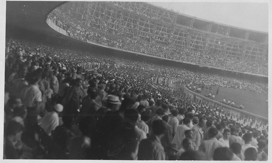 Nach einem tödlichen Zwischenfall 1992 wurde die Stadionkapazität stark verkleinert. Heute liegt das Maximum bei knapp 80'000 Zuschauern. 