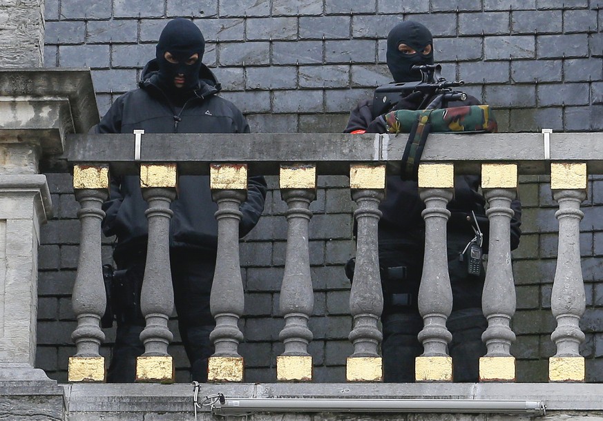 Sicherheitskräfte überall: Höchste Terrorwarnstufe in Brüssel.