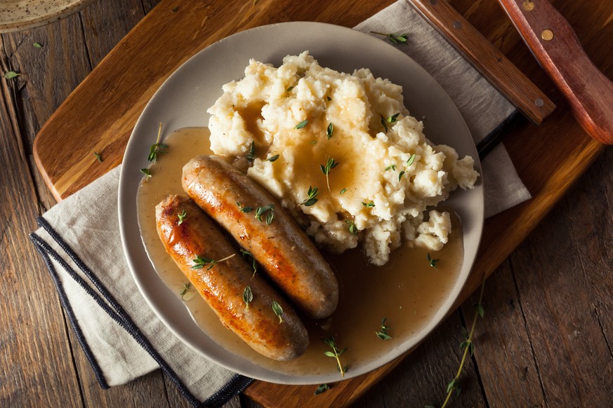 bangers and mash wurst würste kartoffelstock englische küche essen grossbritannien