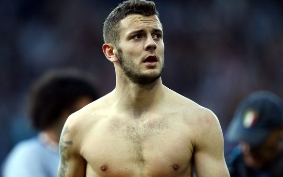 epa03899669 Arsenal&#039;s Jack Wilshere leaves the pitch after the English Premier League soccer match between West Bromwich Albion and Arsenal London at The Hawthorns stadium, in Birmingham, Britain ...