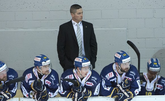 Langenthals Spieler und Assistenzcoach Jason O&#039;Leary enttaeuscht nach der Niederlage im 7. Playoff -Halbfinal-Spiel der NLB, zwischen dem SC Langenthal und dem EHC Visp, am Sonntag, 23. Maerz 201 ...