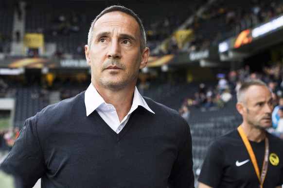 epa05541343 Young Boys&#039; head coach Adi Huetter during the UEFA Europa League group B soccer match between Young Boys Bern and Olympiacos Piraeus in the Stade de Suisse in Bern, Switzerland, 15 Se ...