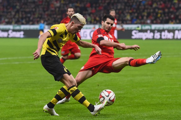 Kevin Kampl rennt bei seinem Debüt für Borussia Dortmund wie ein Duracell-Häschen.