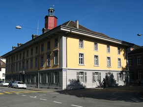 Erste Station: Amtshaus Aarau, zwei Monate Ersatzhaft.