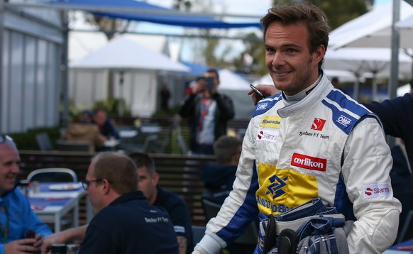 Van der Garde macht gute Miene zum bösen Spiel.