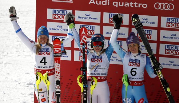 Das Siegerpodest mit Hansdotter, Shiffrin und Strachova.