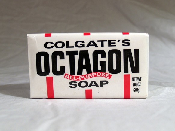 Colgate Soap Seife Octagon